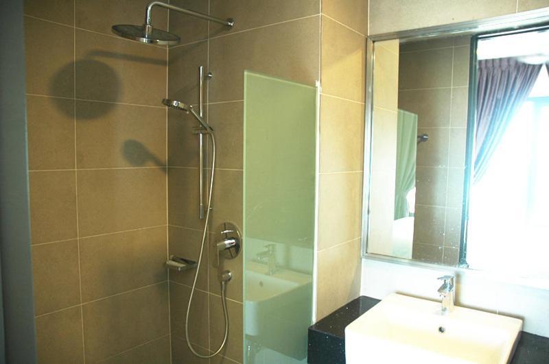 Tropicana Suite@Jalan Macalister George Town Exterior photo