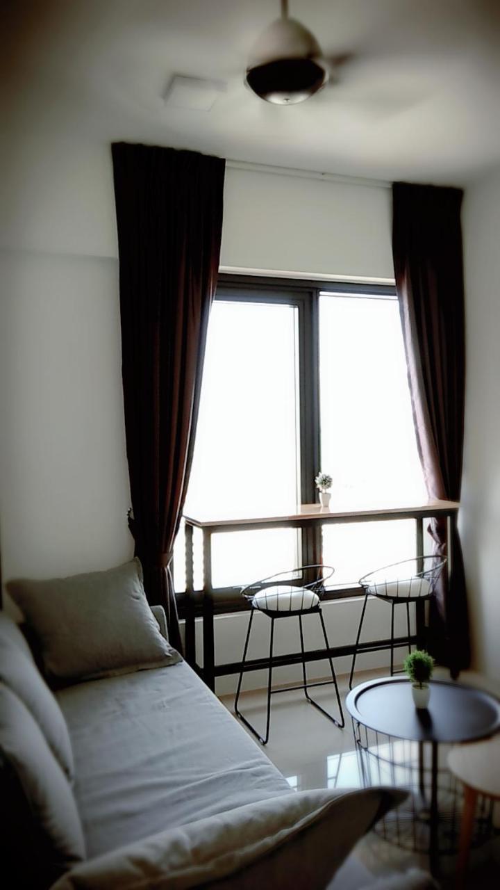 Tropicana Suite@Jalan Macalister George Town Exterior photo