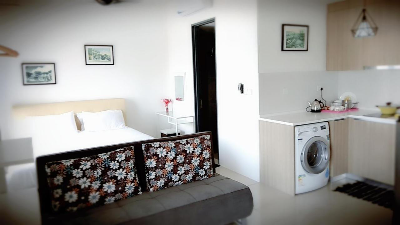 Tropicana Suite@Jalan Macalister George Town Exterior photo